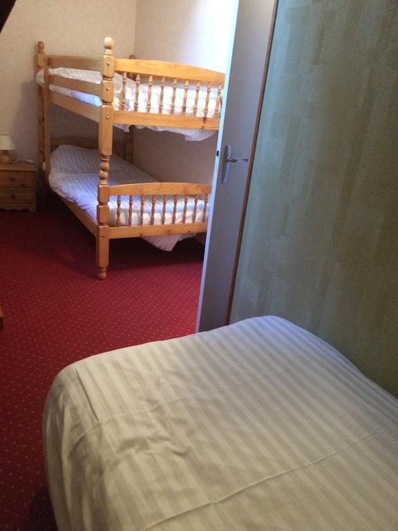 Hotel De La Petite Ferme, Super-besse Est, The Originals Relais 3*